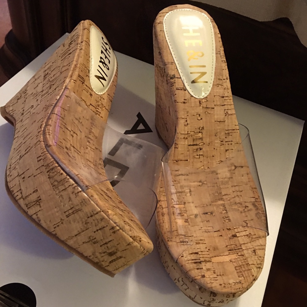 Brand New clear wedges
